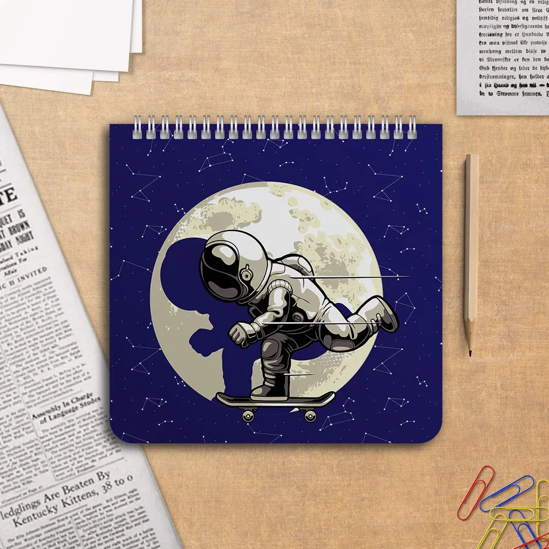 دفتر یادداشت زبان ۶۰ برگ پانداک طرح astronaut کد ۰۰۶
