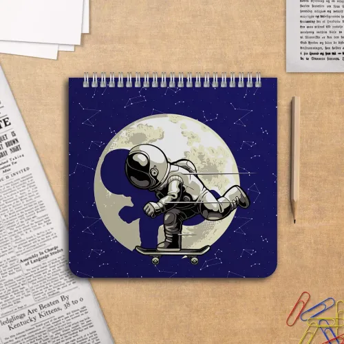 دفتر یادداشت زبان ۶۰ برگ پانداک طرح astronaut کد ۰۰۶