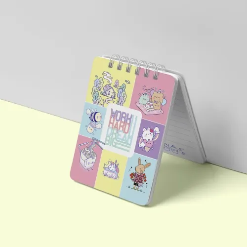 دفتر یادداشت ۸۰ برگ خطدار طرح candy کد ۰۱۱