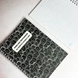 دفتر زبان ۶۰ برگ طرح Black کد ۰۰۸ - Image 1
