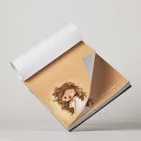 برگه یادداشت ۵۰ برگ پانداک طرح دخترک - Image 1